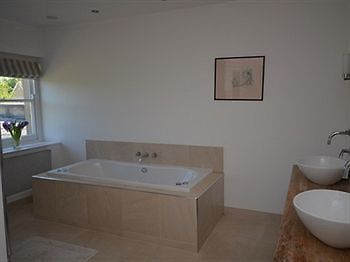 Longworth Villa Cheltenham Dış mekan fotoğraf